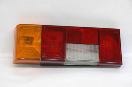 Фонарь задний левый 12 В