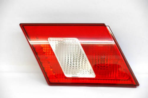 Фонарь задний левый внутренний 12 В