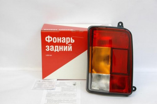 Фонарь задний левый 12 В