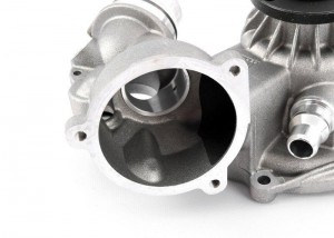 Насос - помпа системы охлаждения ДВС 11 51 7 586 779 BMW
