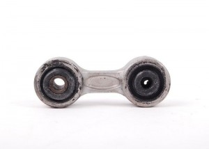 Стойка стабилизатора 33 55 1 131 131 BMW